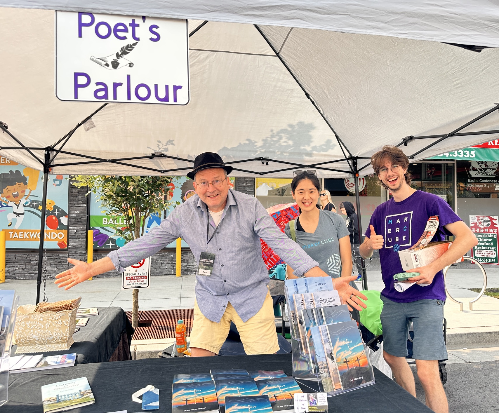 Ken Westdorp with festival visitors at Arts Alive Festival 2026